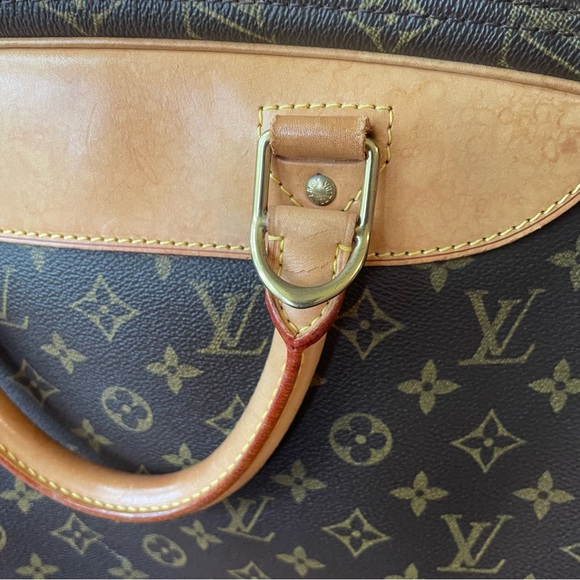 Louis Vuitton Travel Bag with Luggage Tag, Lock and Key, & COA - Picture 15 of 16